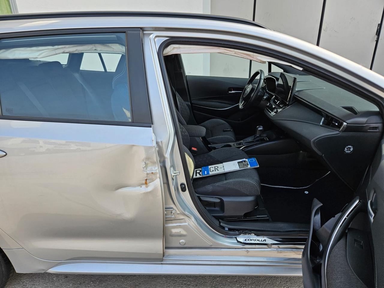 Toyota Corolla Touring Sports 1.8h START INCIDENTATA