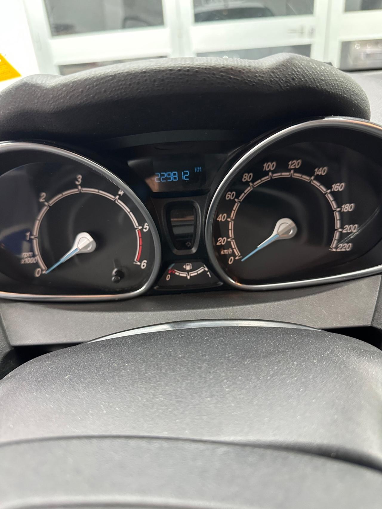 Ford Fiesta 1.5 TDCi 75CV 5 porte Titanium