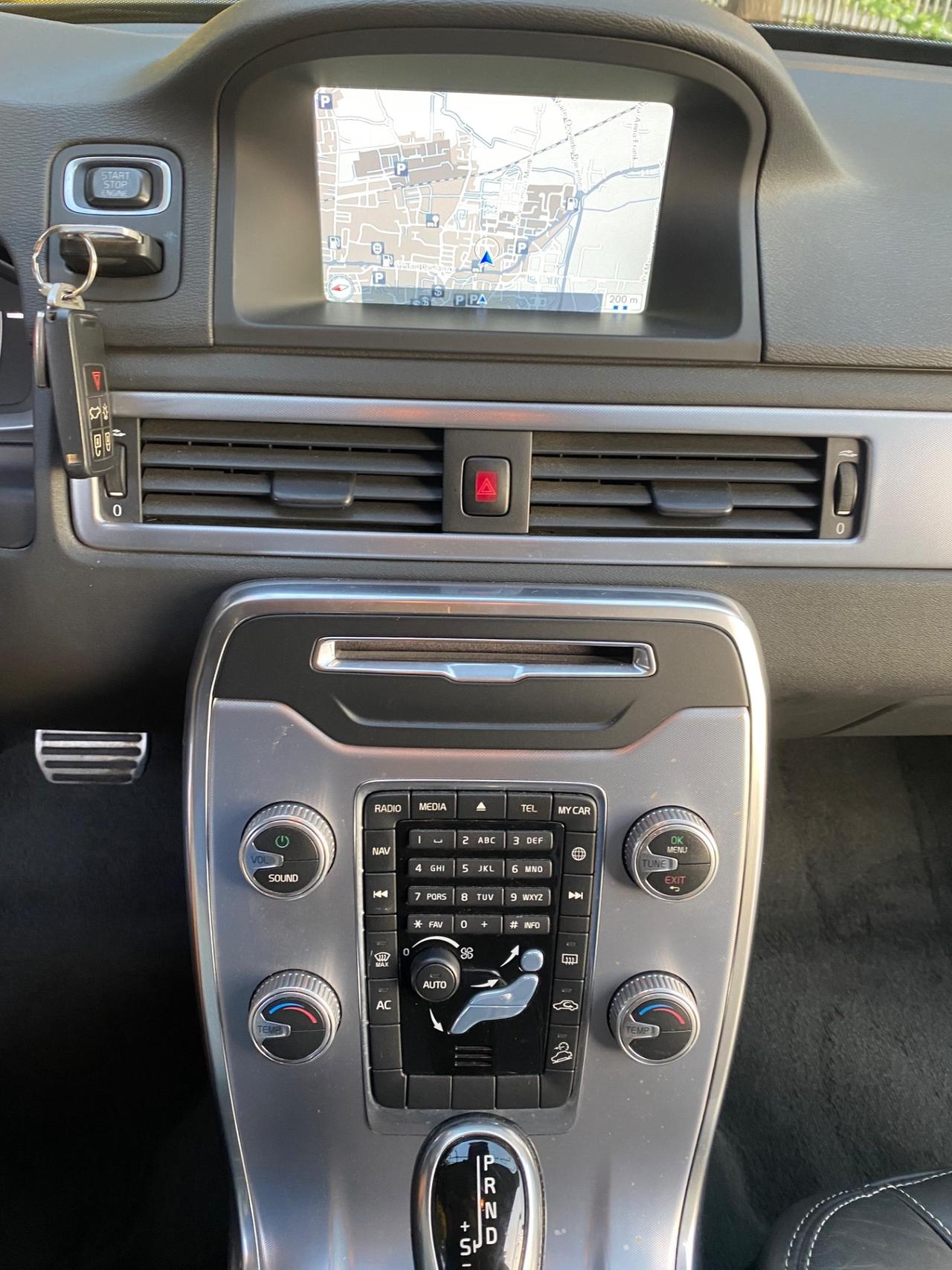 Volvo XC 70 XC70 D5 AWD Momentum