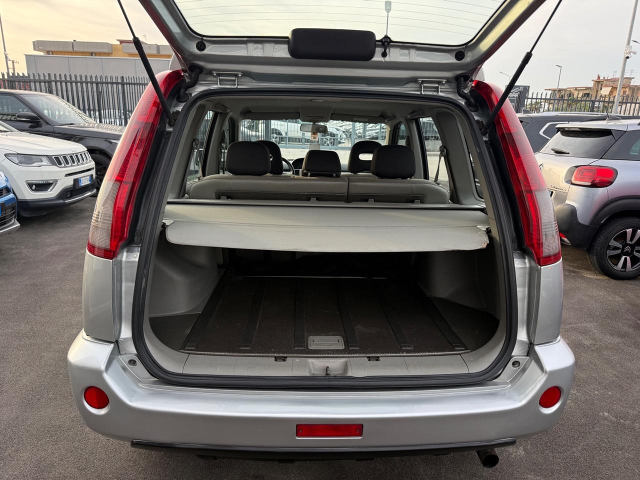 Nissan X-Trail 2.2 dCi Elegance