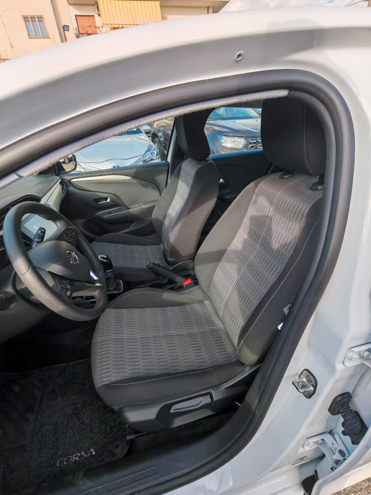 Opel Corsa 1.2 Edition