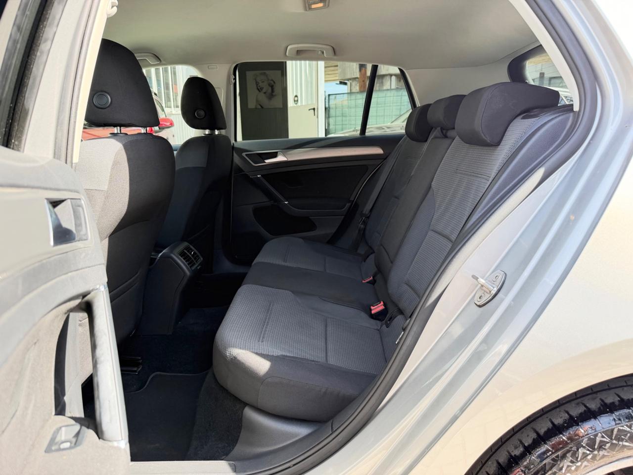 Volkswagen Golf 1.6 TDI BlueMotion - GARANZIA