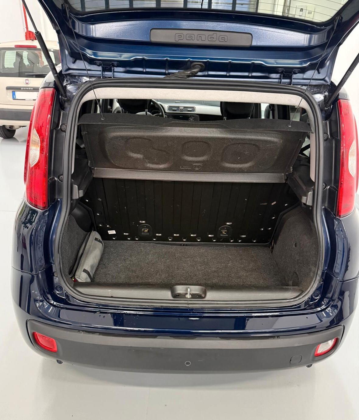 Fiat Panda 1.2 69CV Lounge GPL - Sensori, Cerchi, full