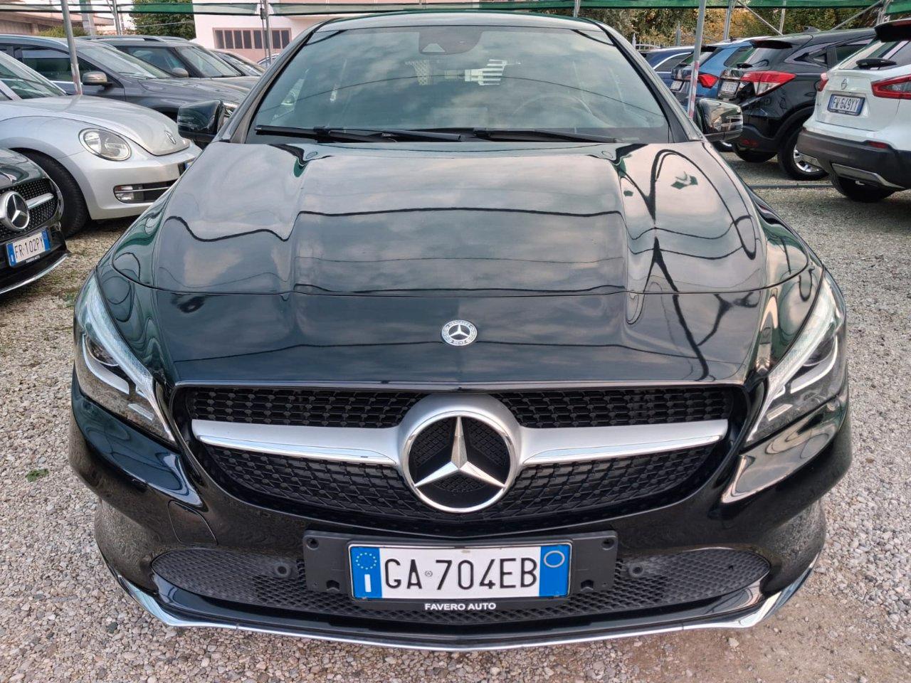 Mercedes CLA Shooting Brake 180 Executive auto