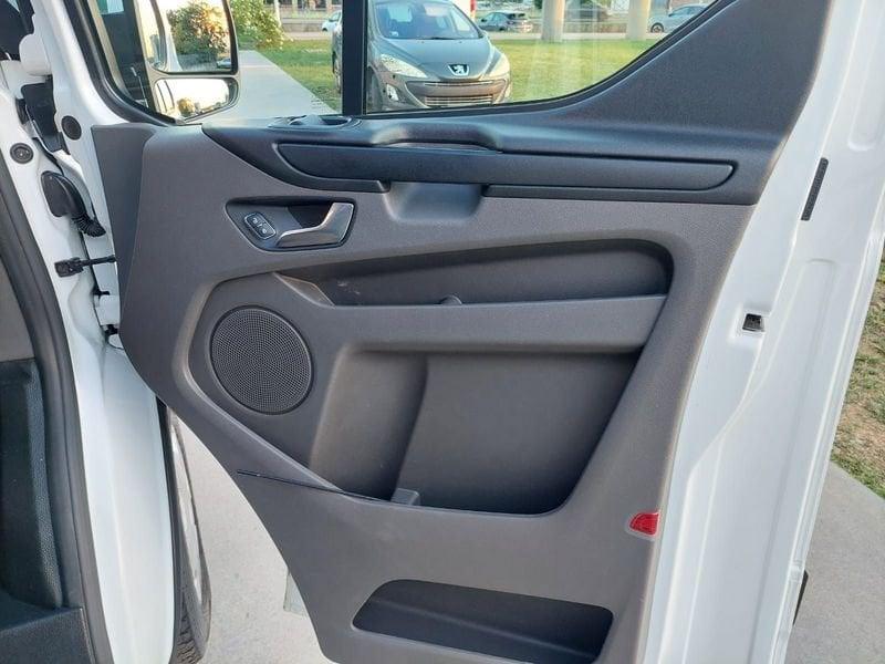 Ford Transit Custom 280 2.0 EcoBlue 130 PC Trend + IVA