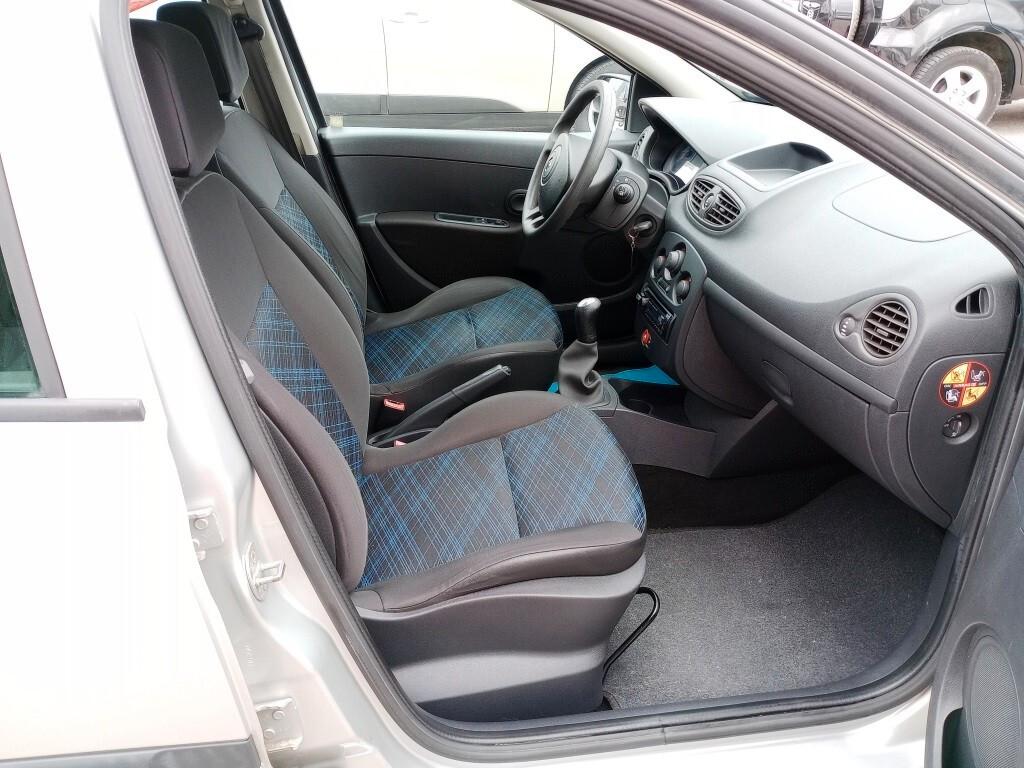 Renault Clio Storia 1.2 16V 5 porte Confort