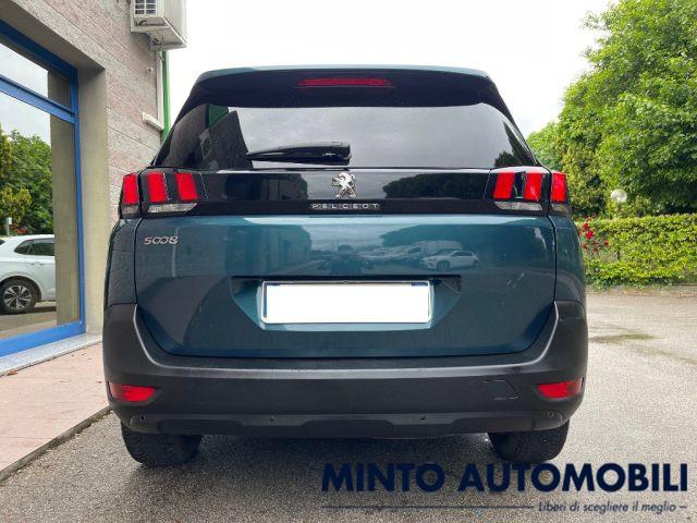PEUGEOT 5008 1.5 BLUEHDI 130 CV AUTOMATICA 7 POSTI NAVIGATORE