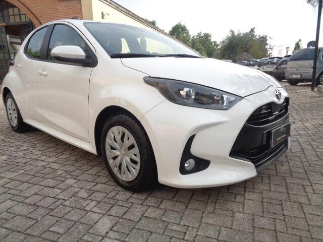 Toyota Yaris 1.5 Hybrid 5 porte Active NESSUN VINCOLO DI FINANZIAMENTO....