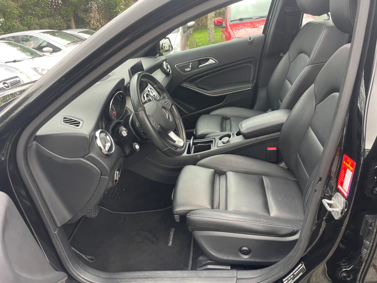 Mercedes-benz GLA 220 d Automatic 4Matic Sport Tetto apribile