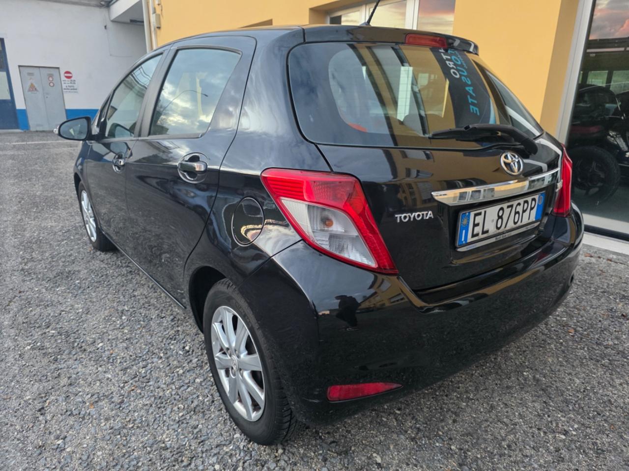 Toyota Yaris 1.4 D-4D 5 porte Lounge