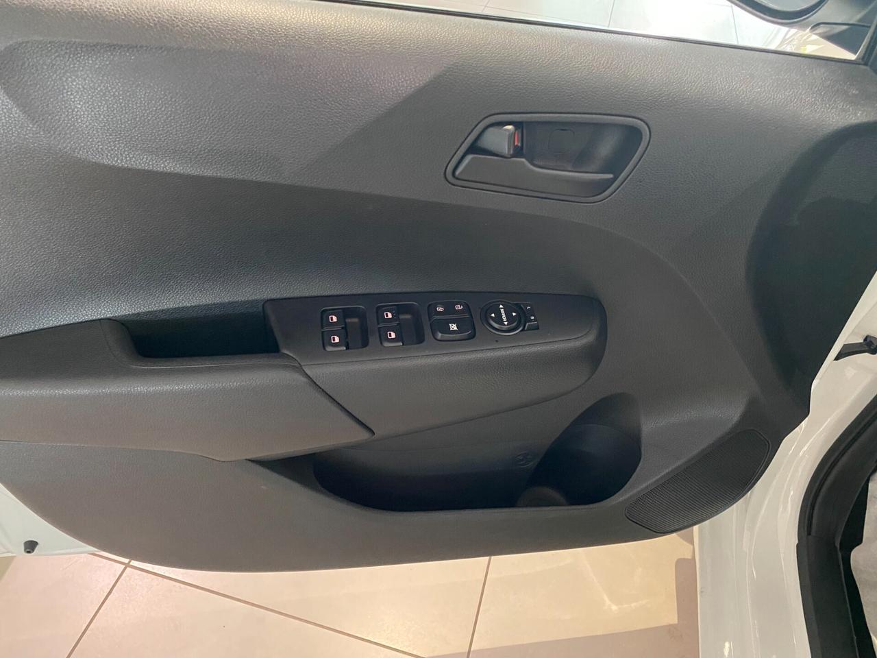 Kia Picanto 1.0 12V 5 porte Urban NEOPATENTATI