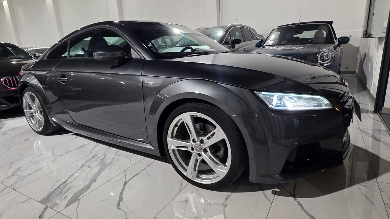 Audi TT Coupé 2.0 TDI ultra S line
