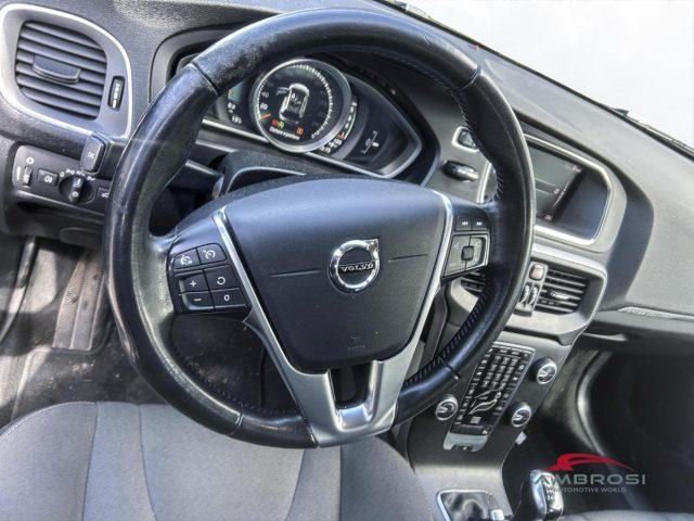 VOLVO V40 Cross Country D2 Business Plus