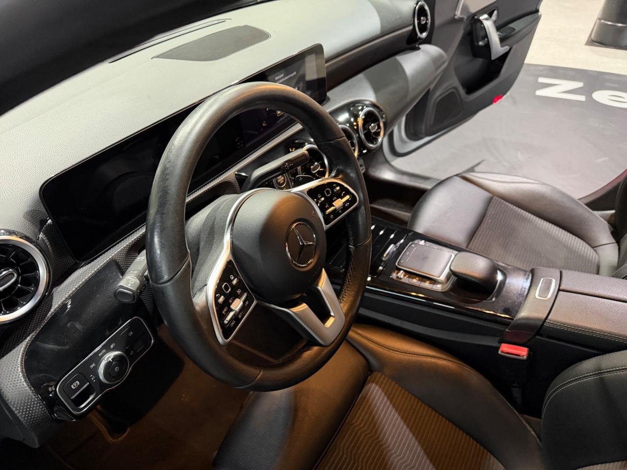 Mercedes-benz A 180 d Automatic Sport