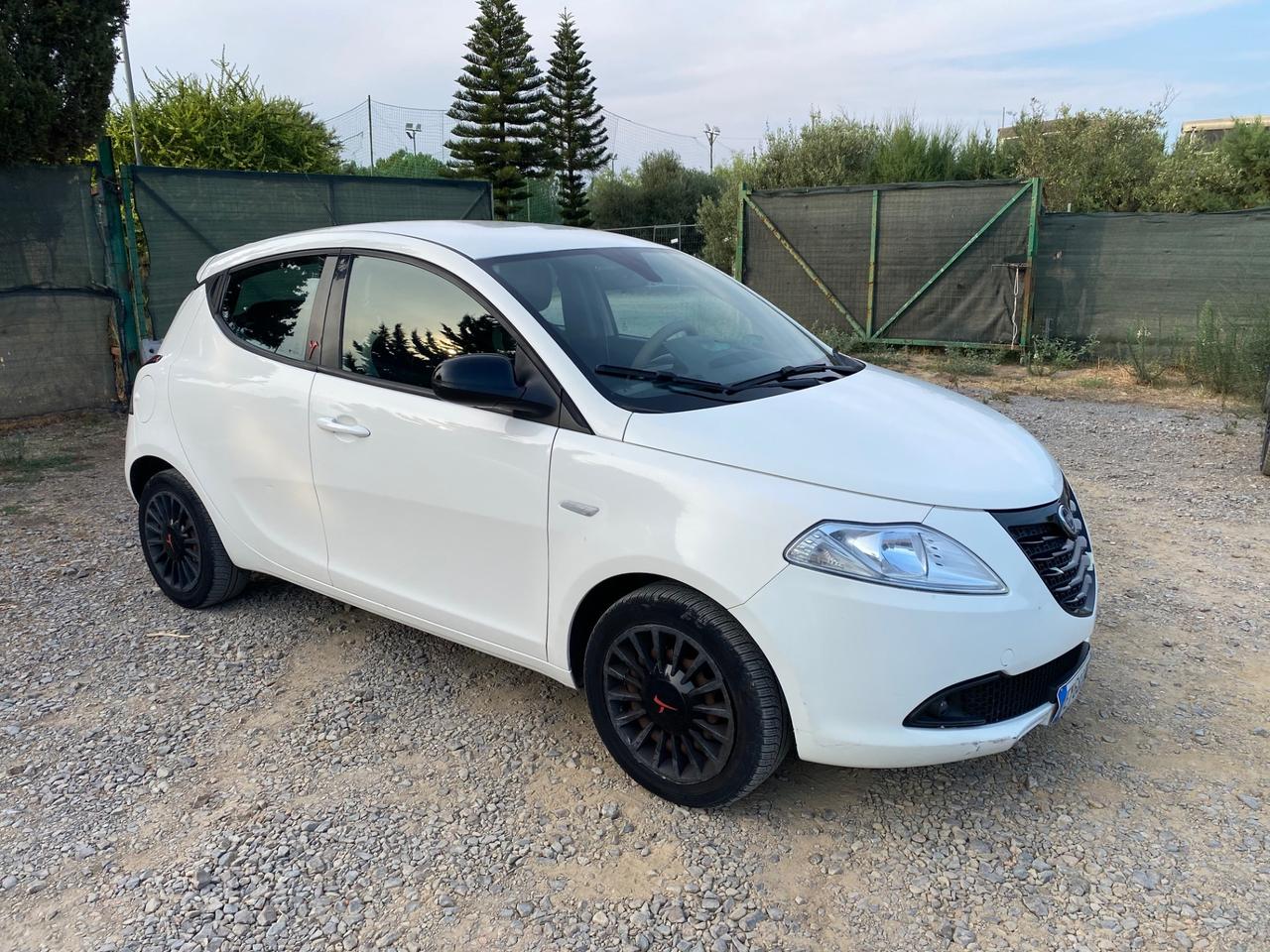 Lancia Ypsilon 1.2 69 CV 5 porte Elle