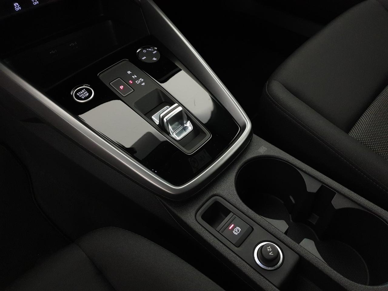 Sportback 30TDI 116CV S tronic Business