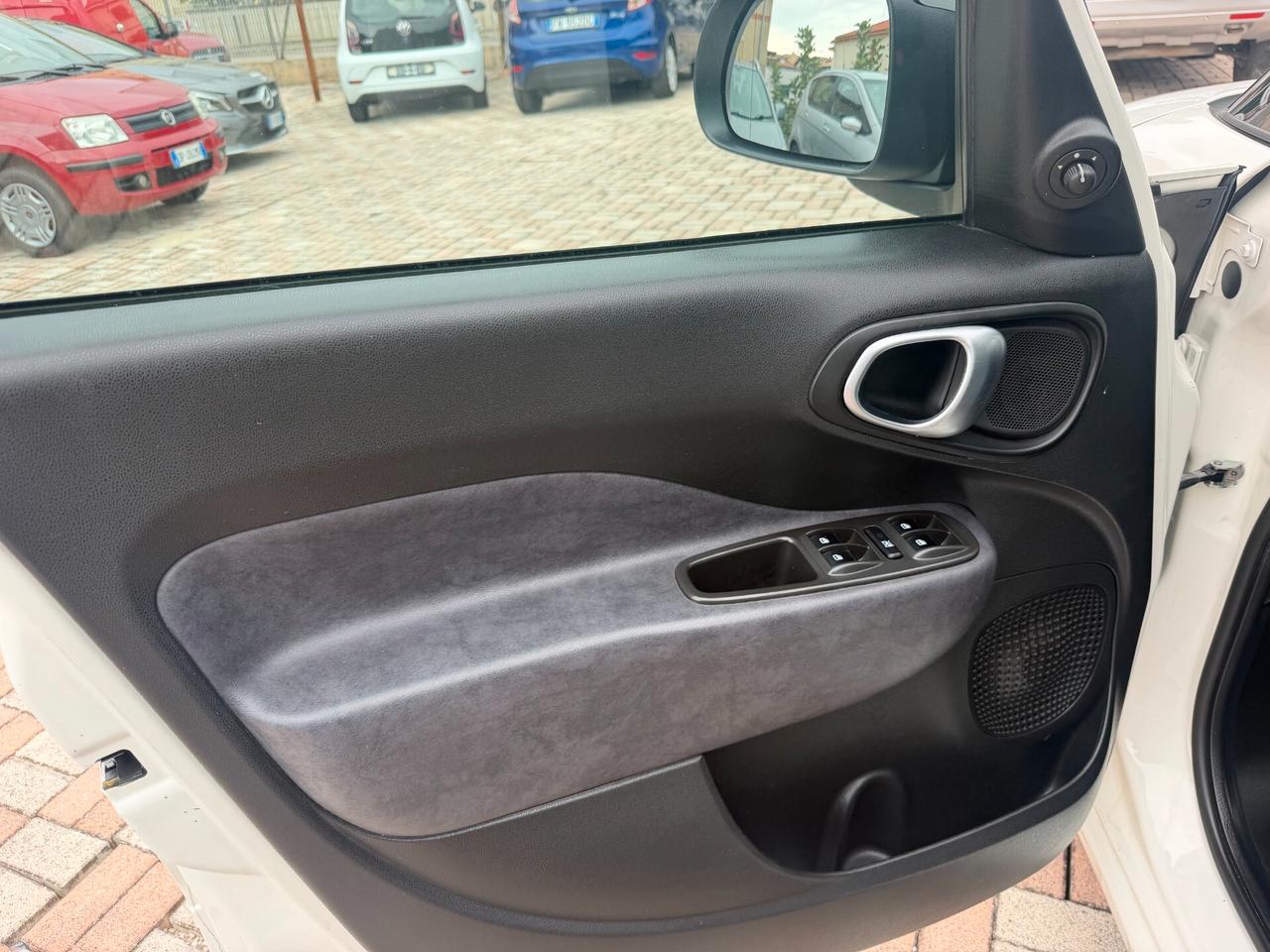 Fiat 500L Living 0.9 TwinAir Turbo Natural Power Lounge