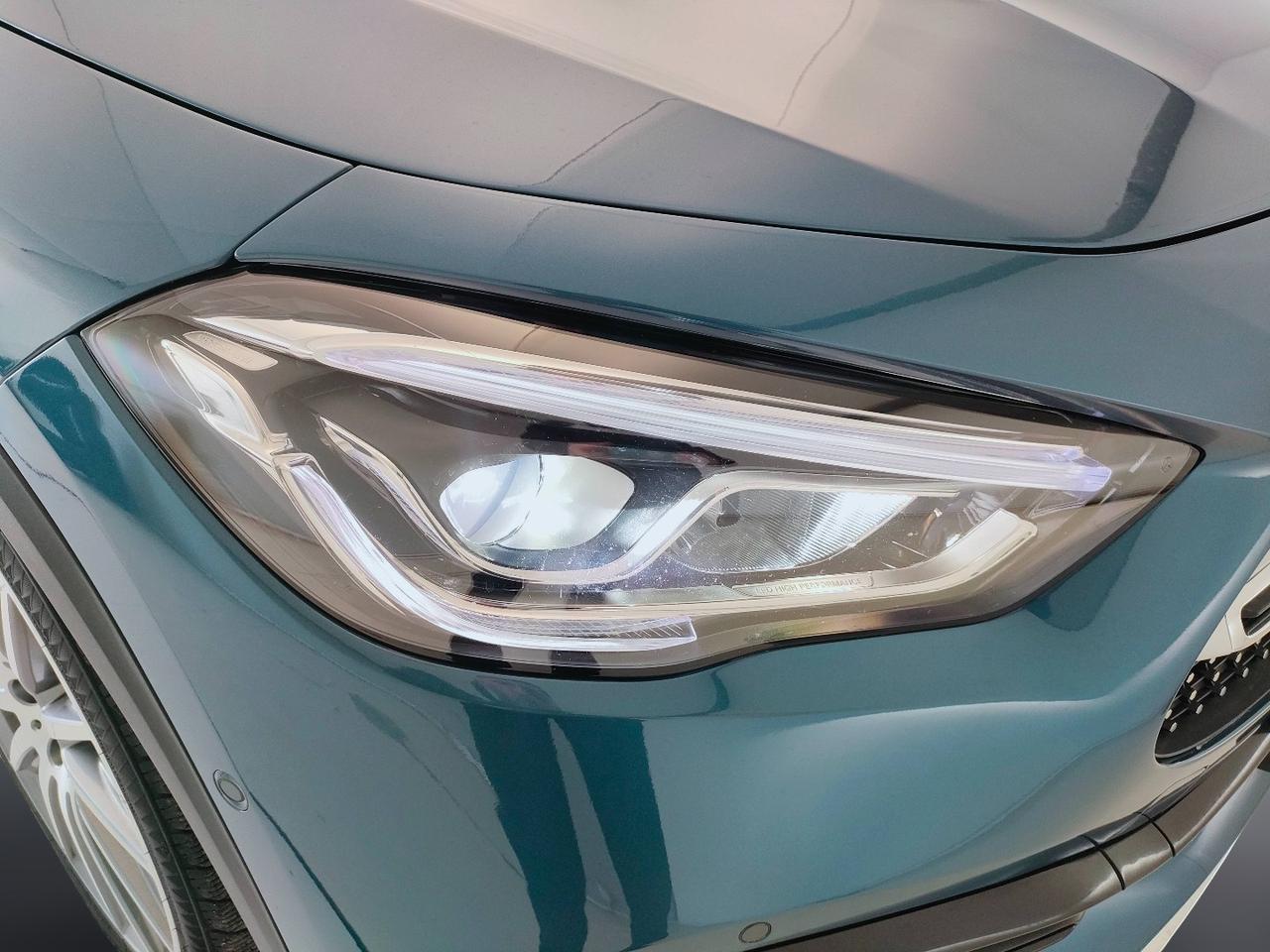 Mercedes-Benz GLA-H247 2020 - GLA 200 d Premium 4matic auto