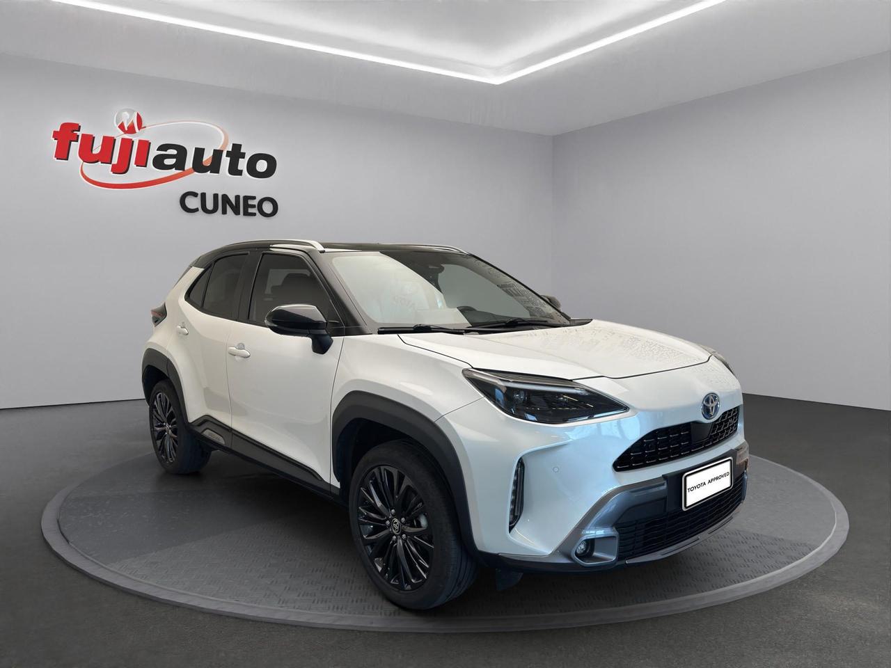 Toyota Yaris Cross 1.5h Adventure awd-i 116cv e-c