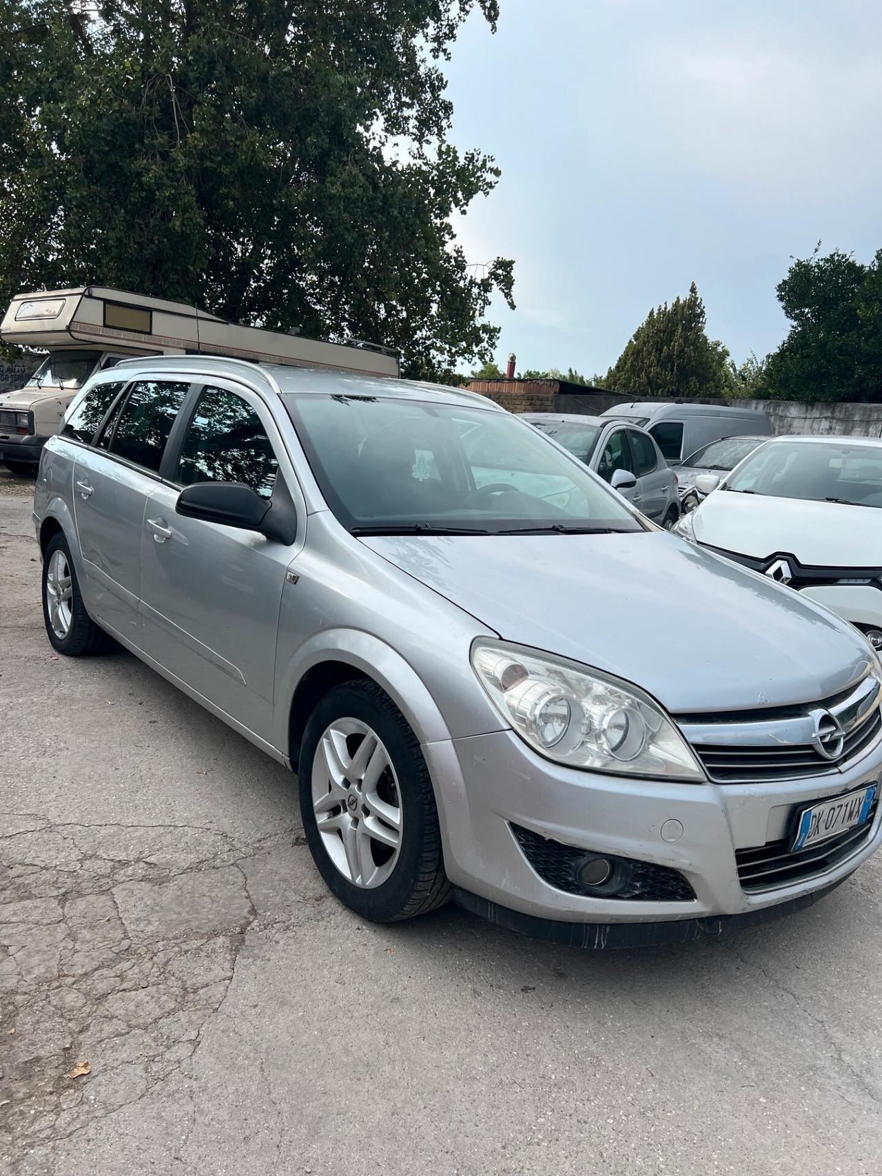 Opel Astra 1.4 16V Twinport Station Wagon Enjoy
