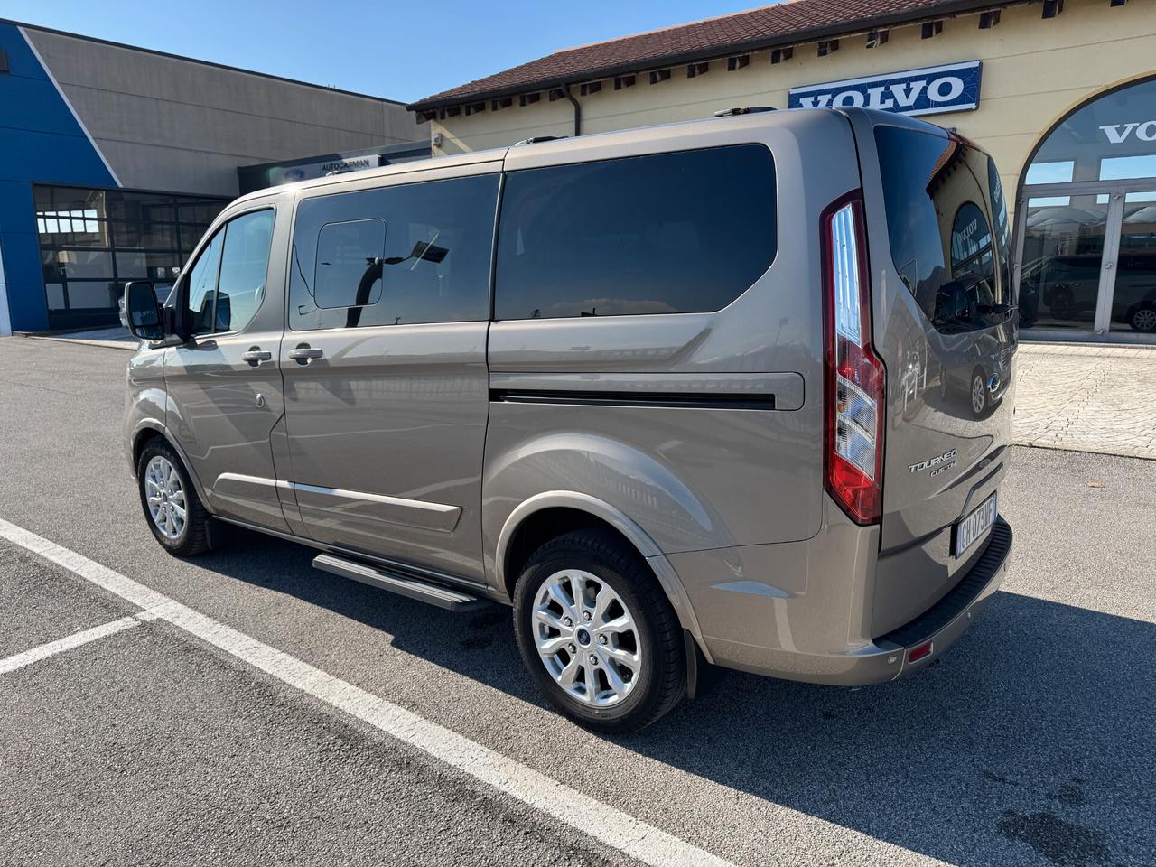 Ford Tourneo Custom Tit 2.0EcoBlue-Hybrid 130CV 8p.