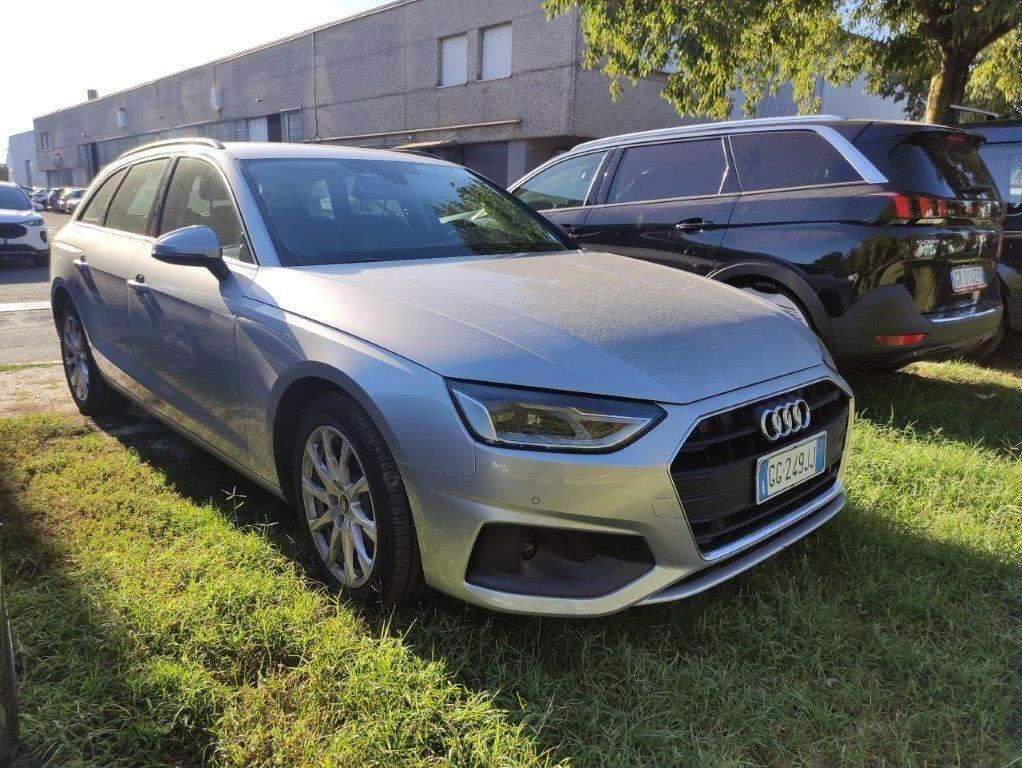 Audi A4 Avant 35 TDI/163 CV S tronic Business Advanced
