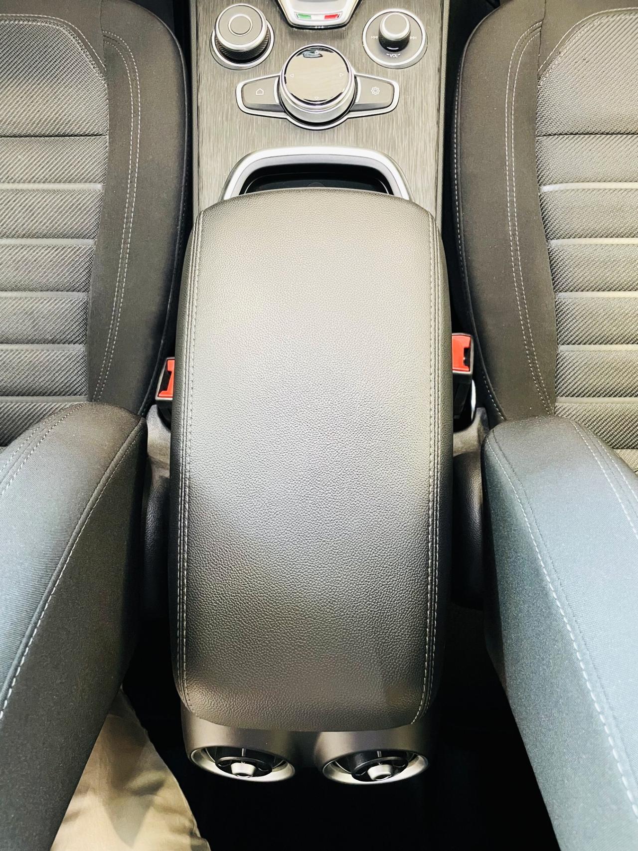 Alfa Romeo Stelvio 2.2 Turbodiesel 160 CV AT8 RWD Super Business