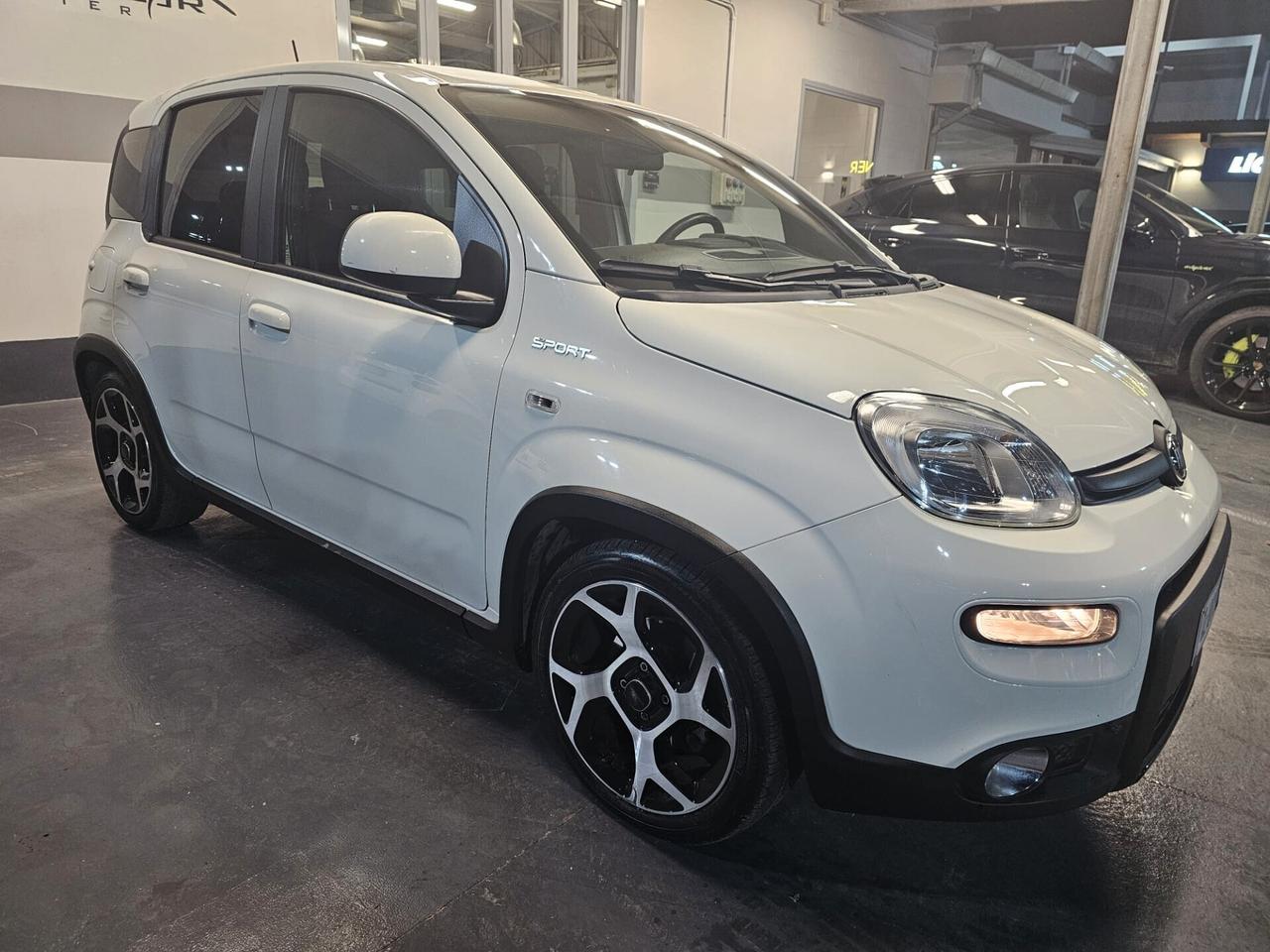 Fiat Panda 1.0 FireFly S&S Hybrid Sport