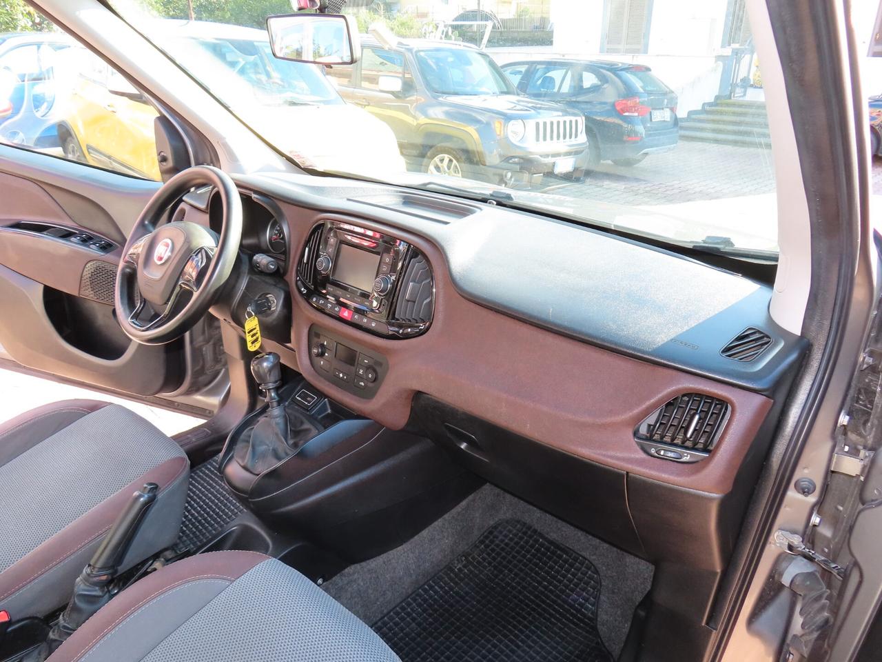 Fiat Doblo 1.6 MJT 120CV Trekking 2017 5 POSTI