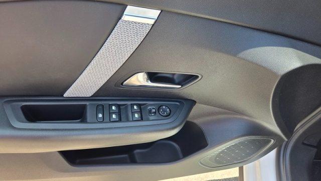 CITROEN C4 PureTech 130 S&S Feel Pack PERMUTE UNICOPROPR.