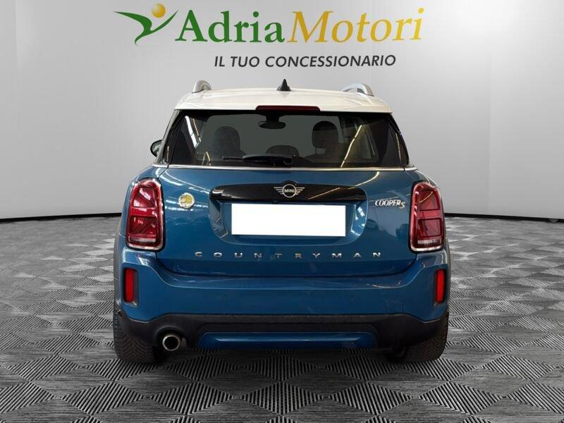 MINI Countryman Plug-In Hybrid Cooper S E ALL4 Business autom.