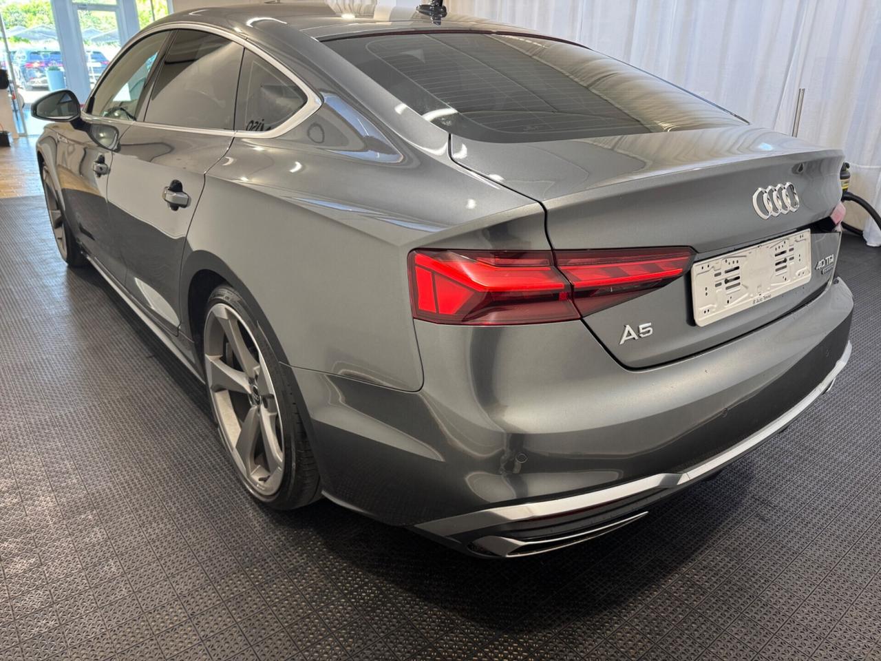 Audi A5 SPB 40 TDI quattro S tronic line edition