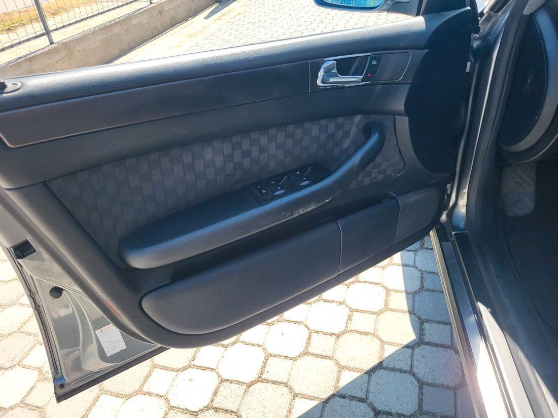 Audi A6 1.9 TDI 110 cv - BERLINA cat Ambition