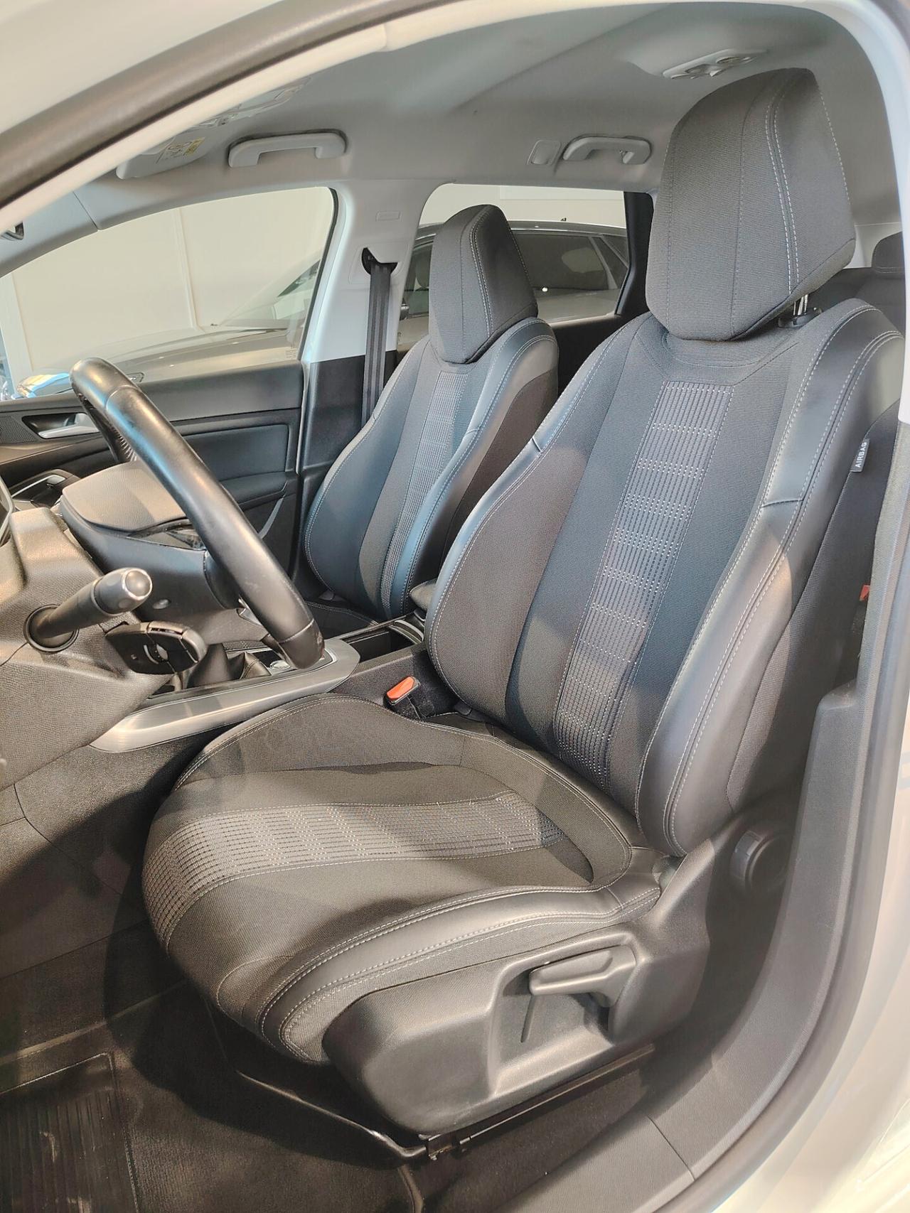 Peugeot 308 1.2 PureTech Turbo 130 S&S SW Allure
