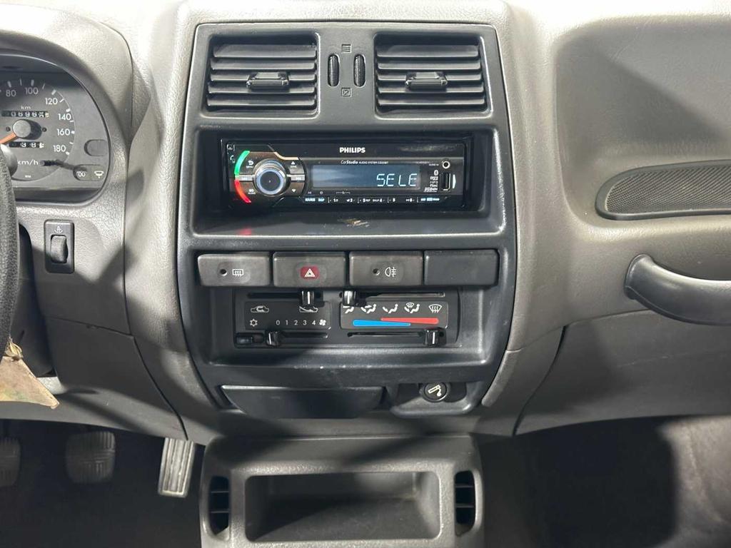 Nissan Terrano 2.7 td SE HT 3p