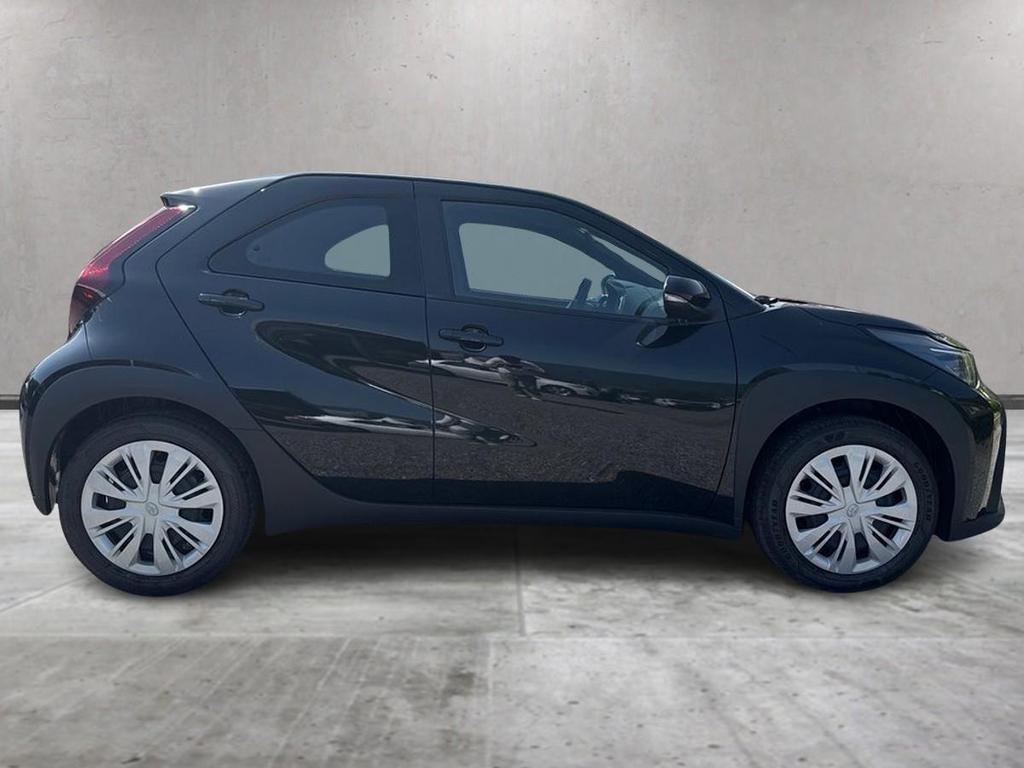 Toyota Aygo X 1.5 hybrid e-cvt