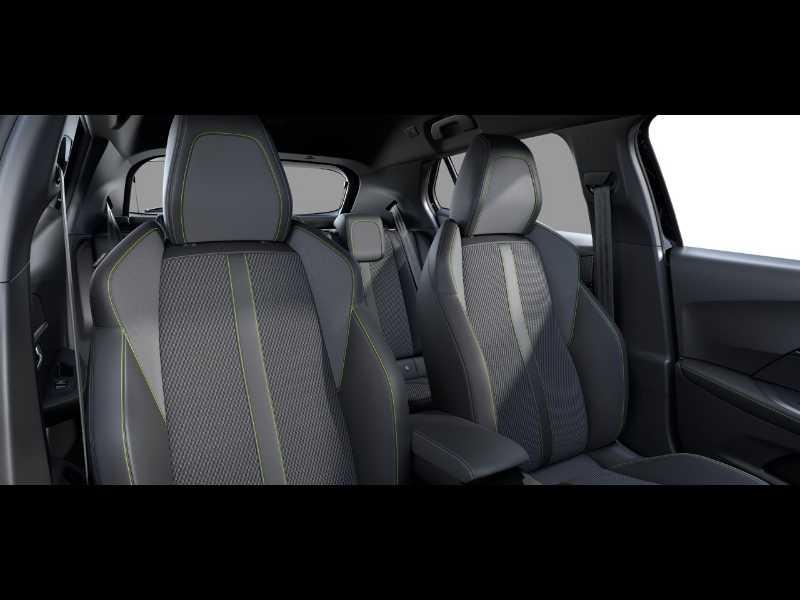 PEUGEOT 2008 GT Hybrid 136 e-DCS6