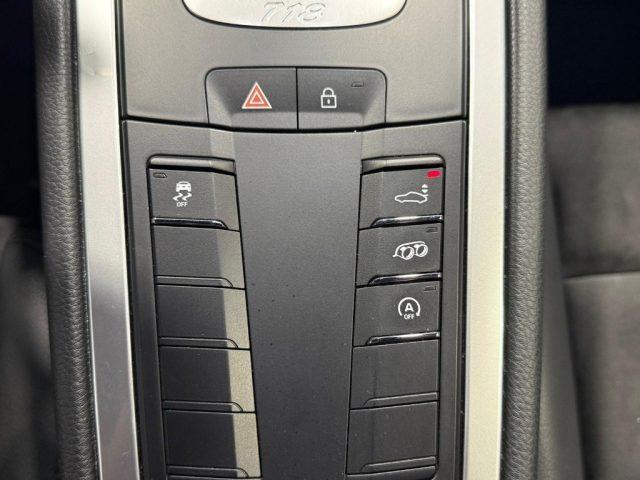 PORSCHE Cayman 718 Cayman 2.0 PDK - NAVI - PDLS - CHRONO - ACC
