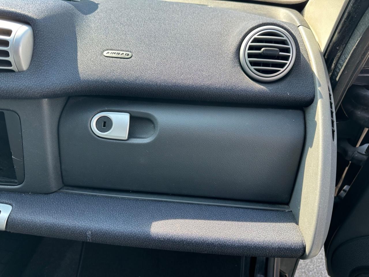 Smart ForTwo 1000 52 kW MHD coupé pulse