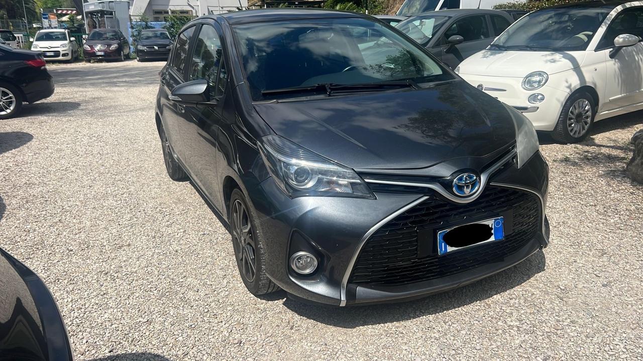 Toyota Yaris Hybrid
