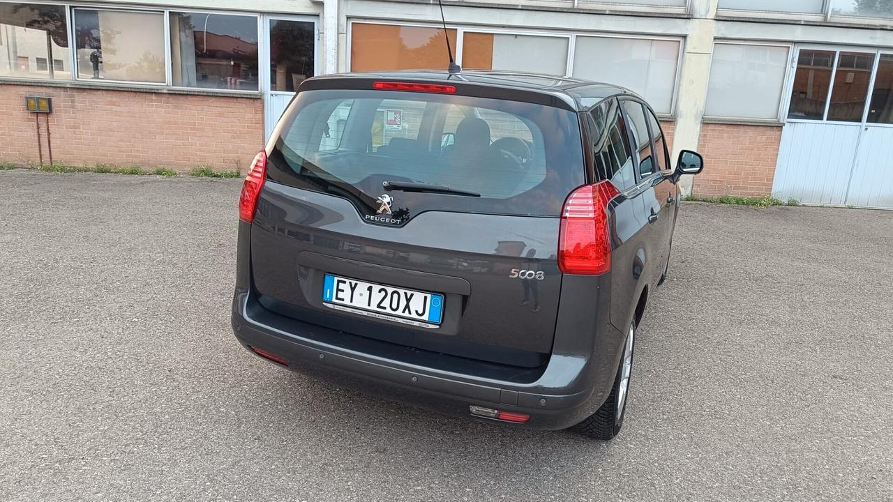 Peugeot 3008 BlueHDi 120 S&S Business