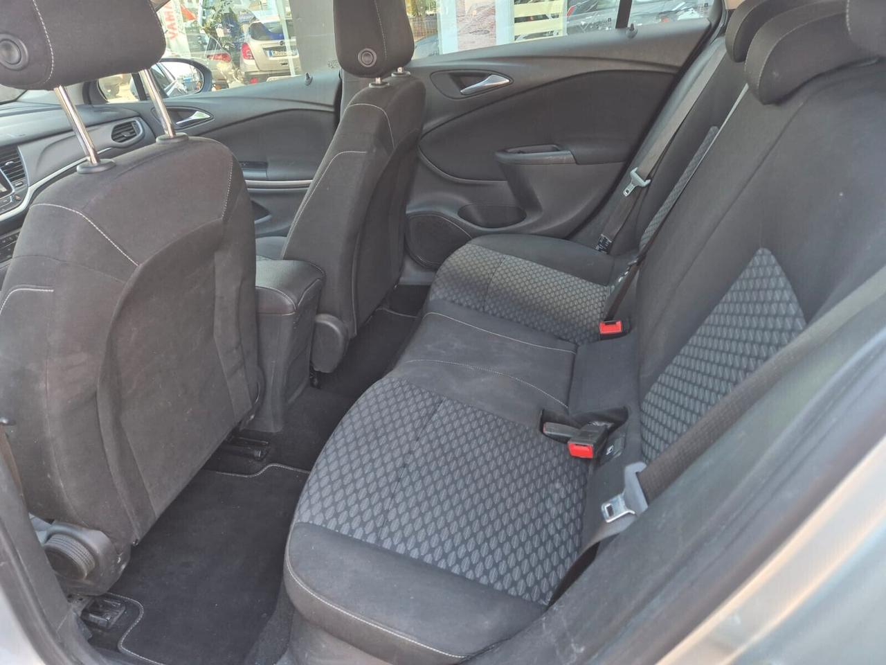 Opel Astra 1.6 CDTi Innovation SW--Pass. incluso!!