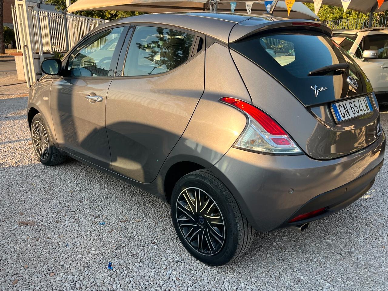 Lancia Ypsilon 1.0 IBRIDA/BENZINA 48000 KM CERTIFICATI 2023