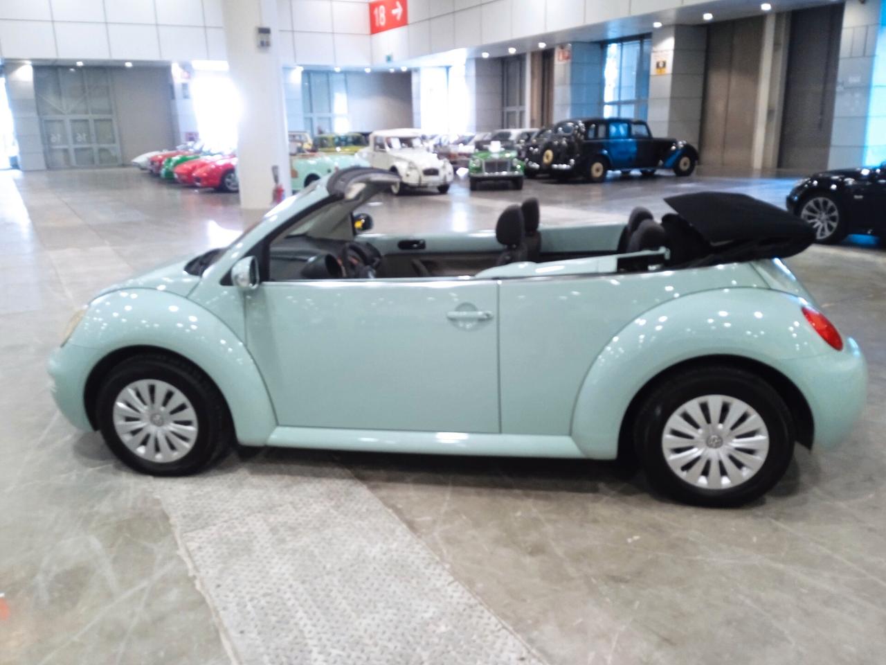 Volkswagen New Beetle 1.6 Cabrio ASI azzurro Tiffany no bollo