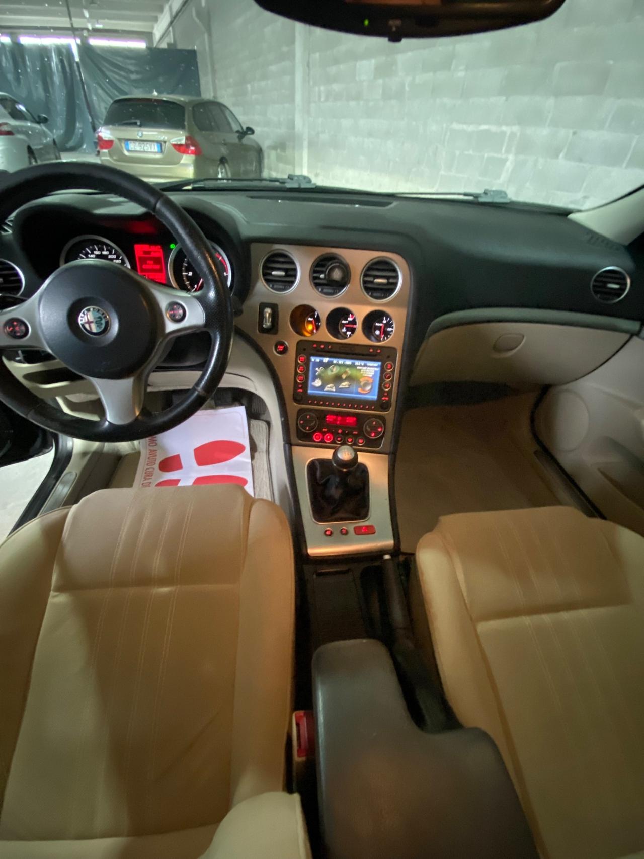 Alfa Romeo 159 1.9 JTDm 16V Sportwagon 156km