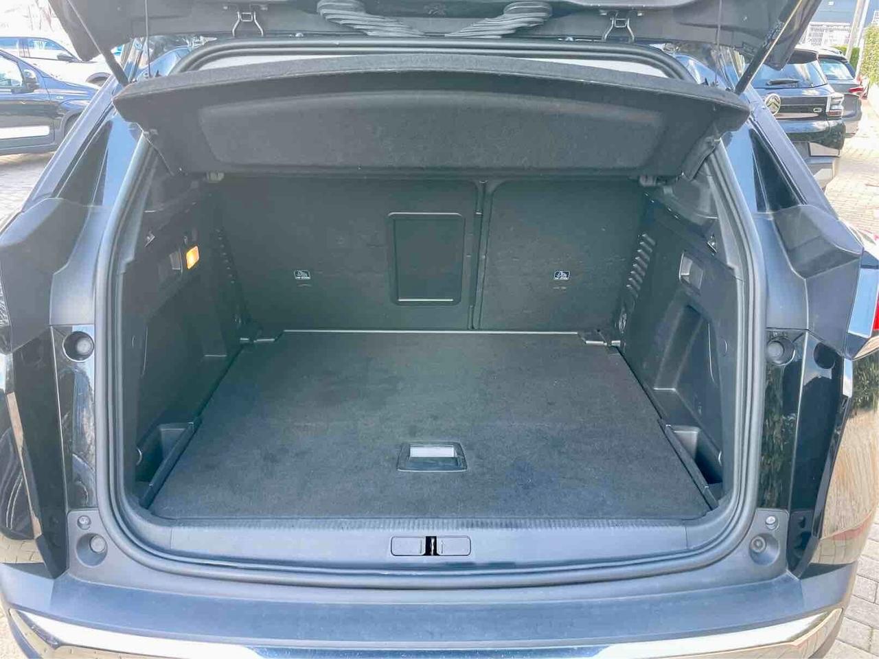 Peugeot 3008 BlueHDi 130 S&S EAT8 Allure Pack