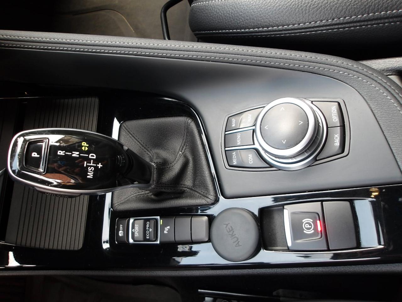 BMW X1 sdrive18d xLine auto my18