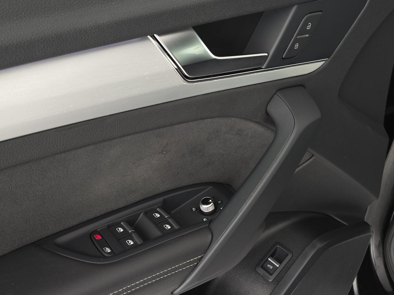 Audi Q5 40 2.0 tdi mhev 12v s line plus quattro s-tronic