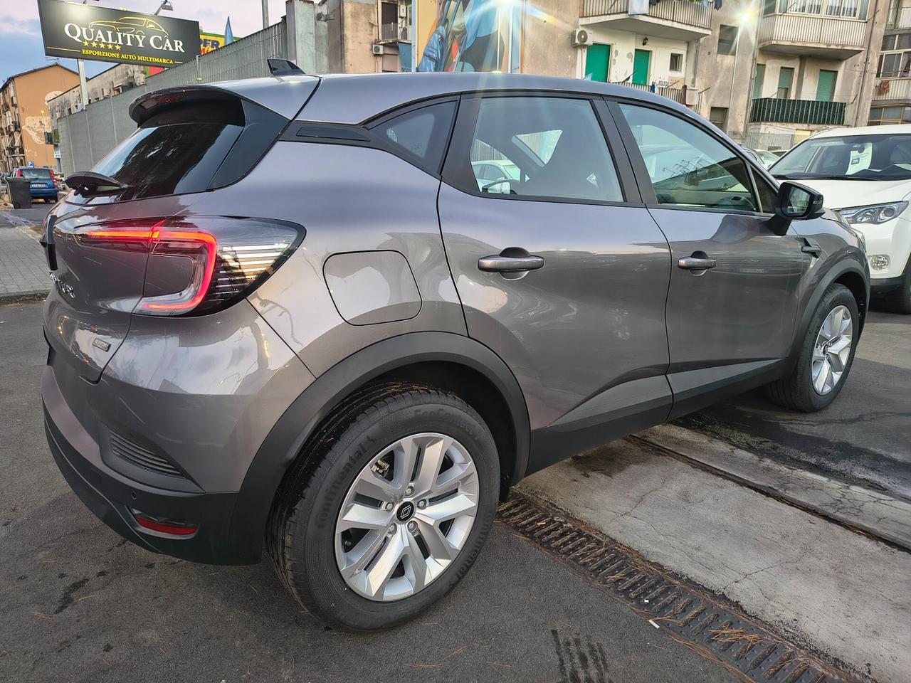 RENAULT CAPTUR NUOVA DA IMMATRICOLARE EURO 24.700