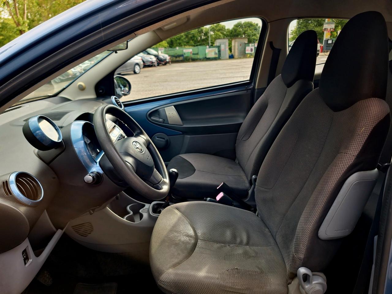 Toyota Aygo 1.0 12V VVT-i 3 porte 2009-E4 Manuale NEO